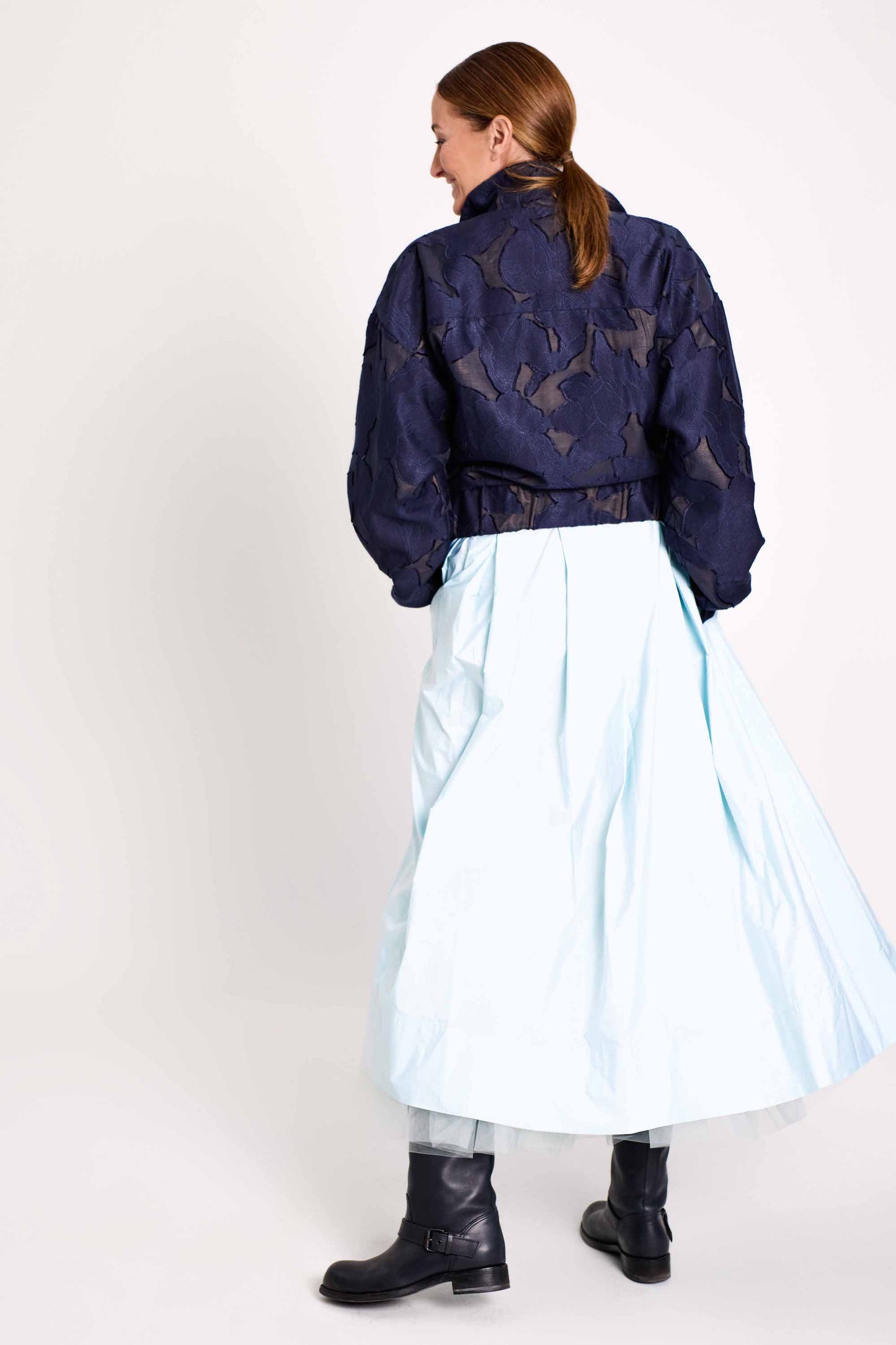 CLOUD 1 - Bomber Dzseki